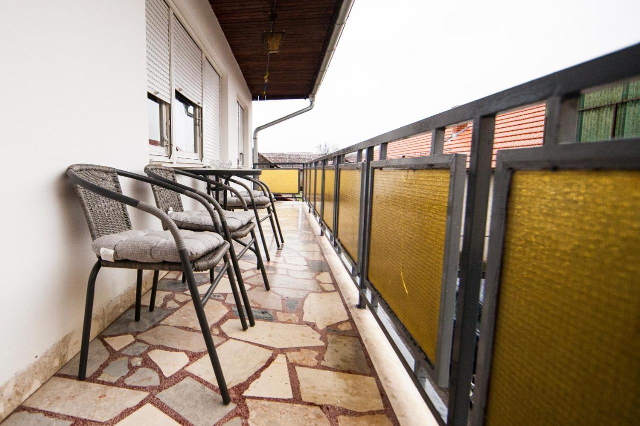 Apartman Kuca 150 Mala Subotica Exterior foto