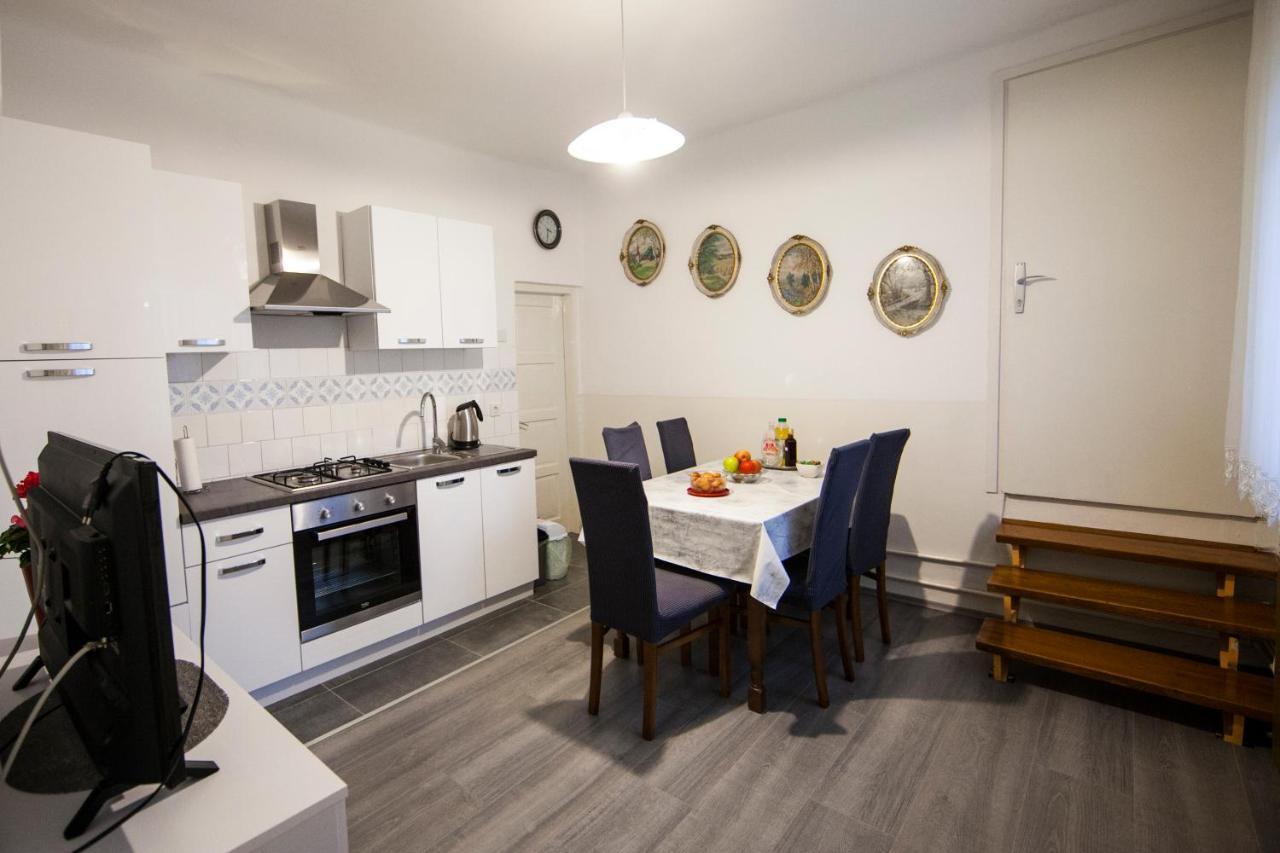 Apartman Kuca 150 Mala Subotica Exterior foto
